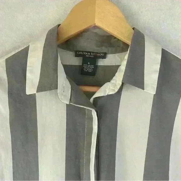 Chelsea & Theodore Women's Grey‎ White Striped Button Up T Shirt Dress Size S - Picture 3 of 13